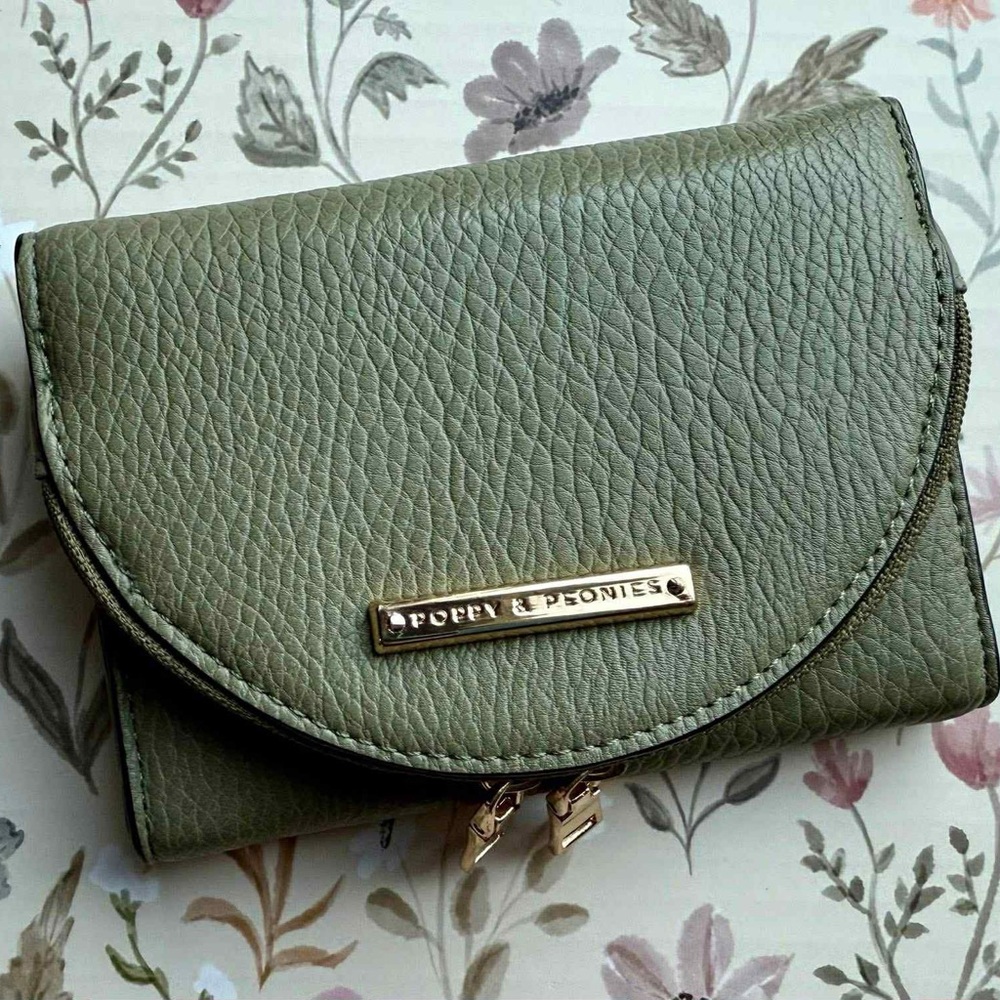 Poppy & Peonies Sage Margaux Wallet